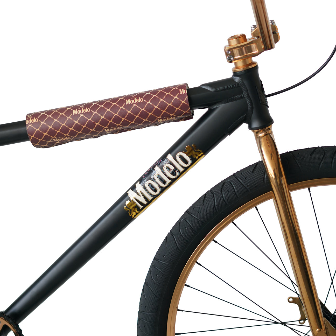 THRONE THE GOON - MODELO BLACK - SHIPS NOW