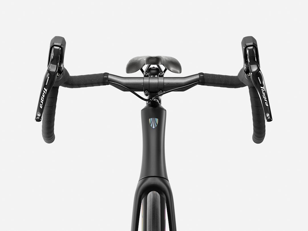 2027 Trek Domane SL 4 (In Store Pickup Only)