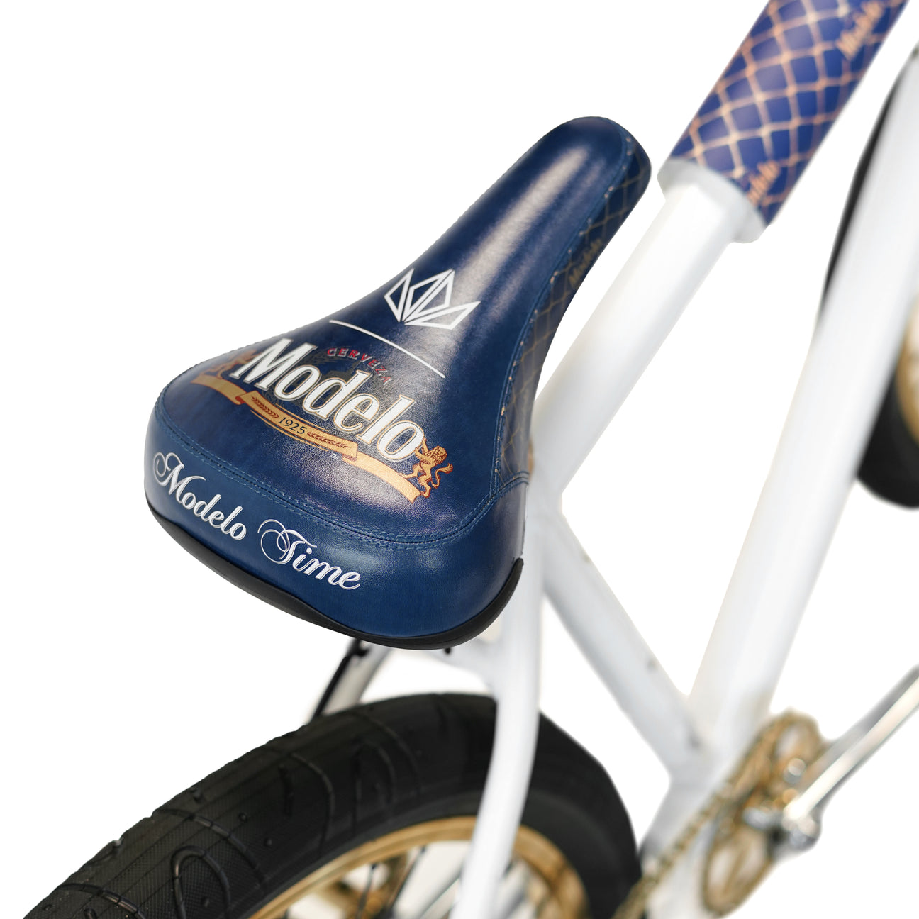 THROE THE GOON - MODELO WHITE - SHIPS JUNE