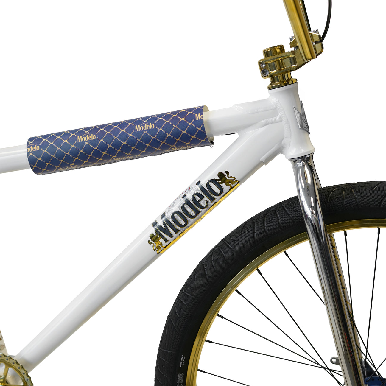 THROE THE GOON - MODELO WHITE - SHIPS JUNE
