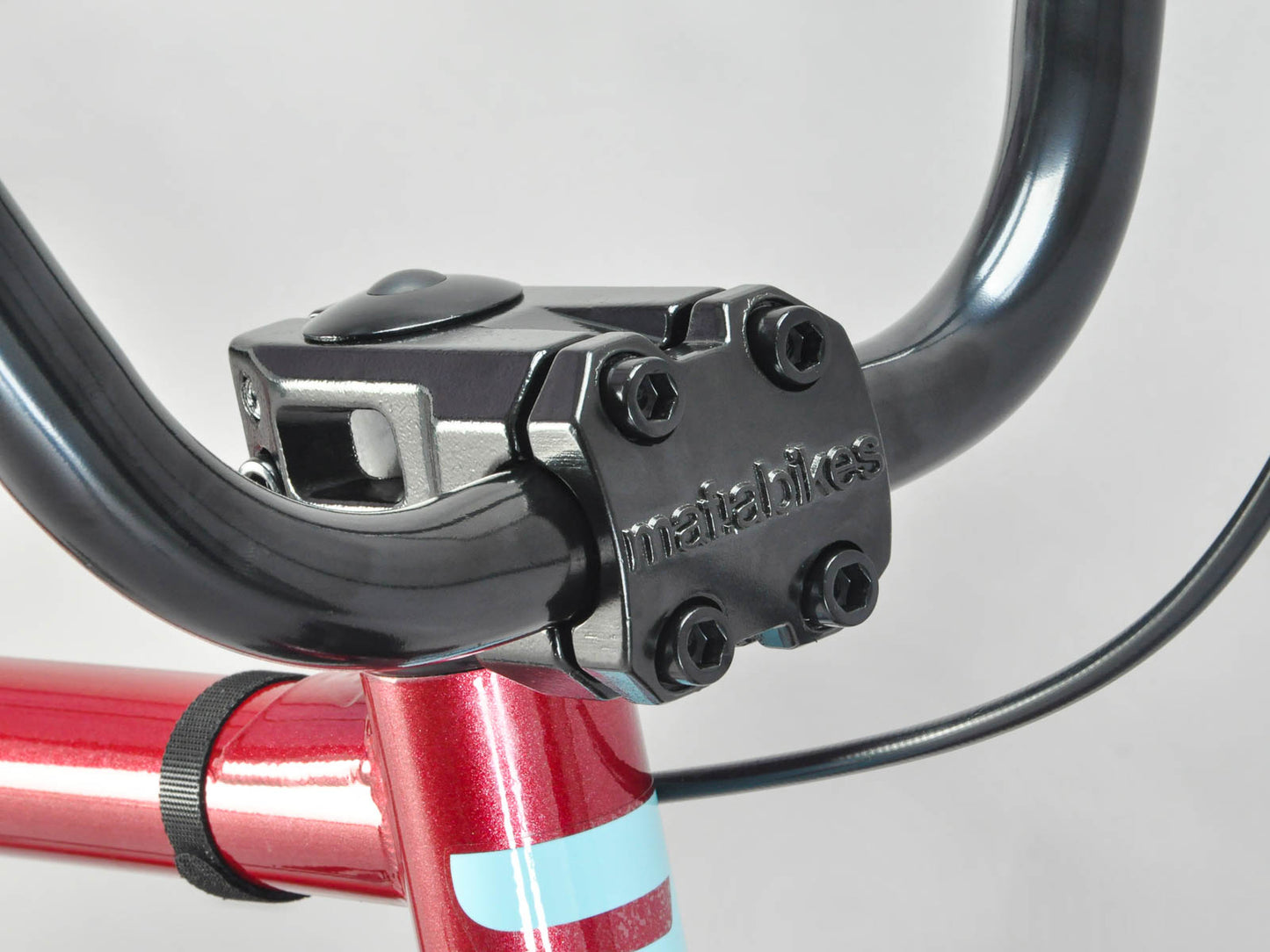 Mafia  Kush 2 Red BMX bike